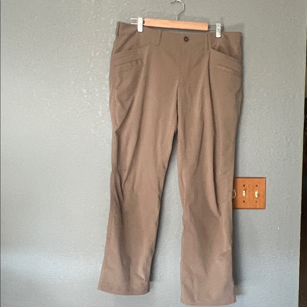 5.11 Tactical Pants Mens 36x30 Beige Straight Leg Khaki Chino Casual RN 109614